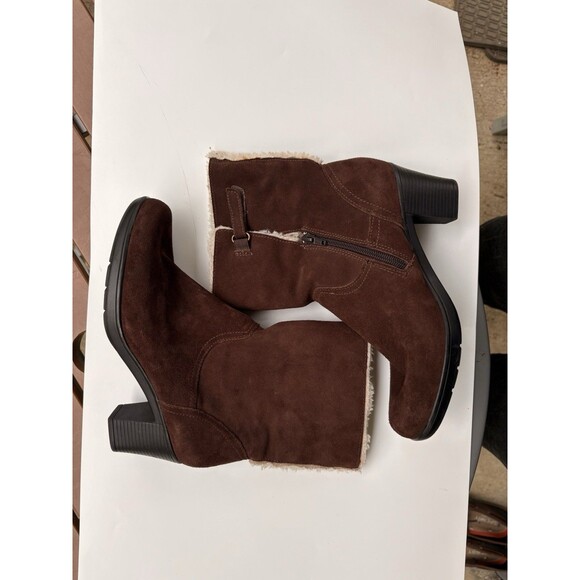 Clark’s Bendables Brown Suede Faux Fur Heeled Boots Ankle Size 8.5 M - Picture 7 of 9